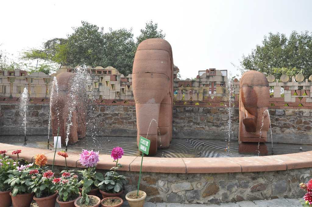 Garden Of Five Senses Delhi Photos