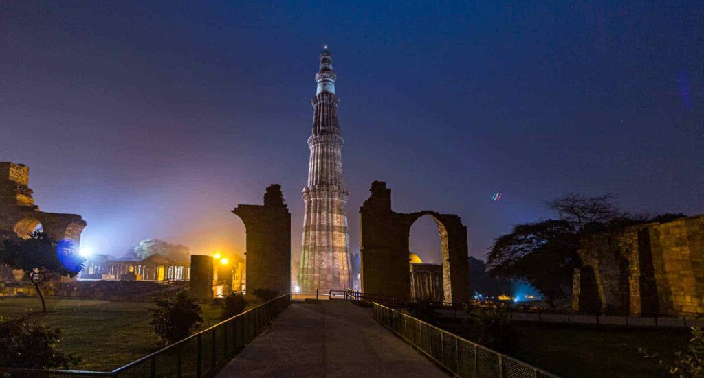 qutub minar delhi photo