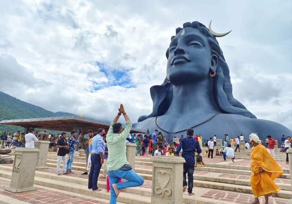 Adiyogi Shiva Statue in Bangalore photo